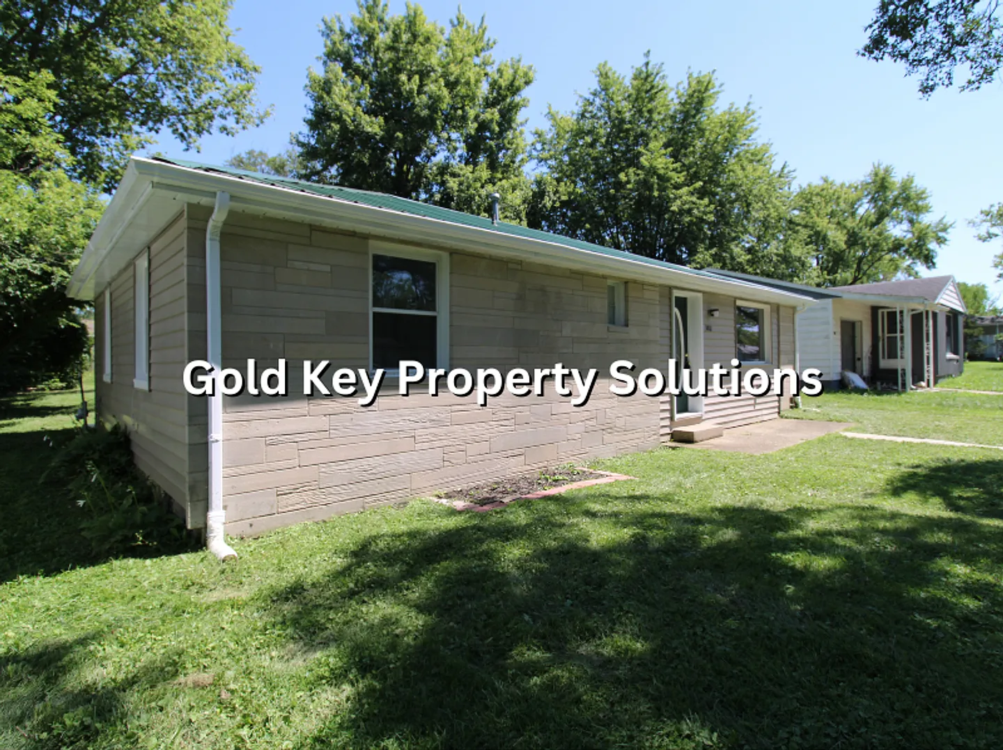Muncie 3 Br 1 Ba House With New Flooring And Paint (Section 8 Approved) — Photo 3