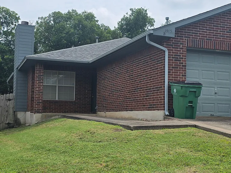 1915 Alex Ave — Photo 18