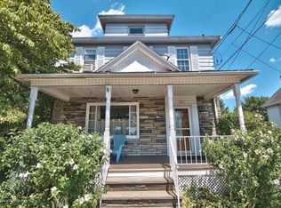 402 Hallstead St, Dickson City, PA 18519