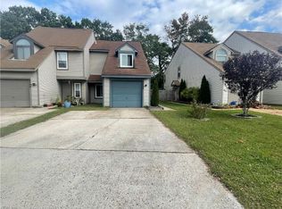 4732 Woodglen Ct, Virginia Beach, VA 23462
