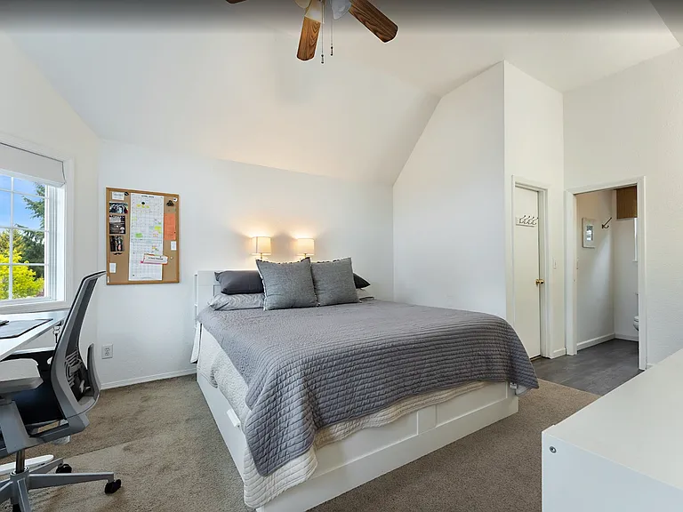 13338 SW Shore Dr — Photo 47