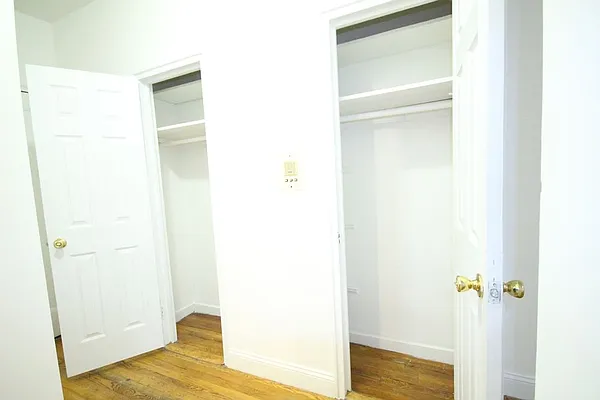 Rented by Dynamik Realty | media 16