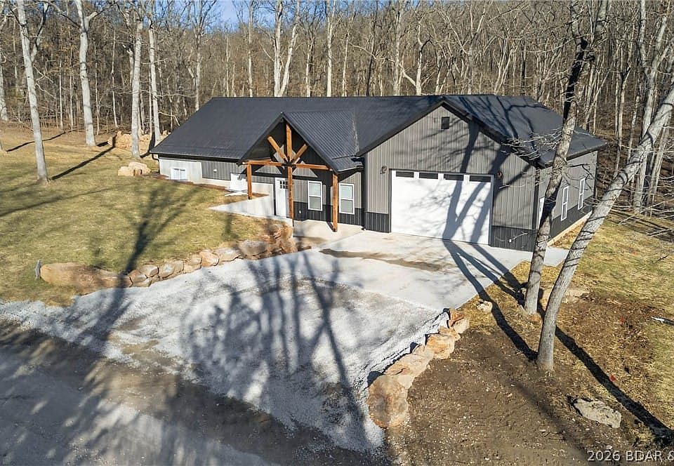 1st image of 28758 Heights Ii Ave