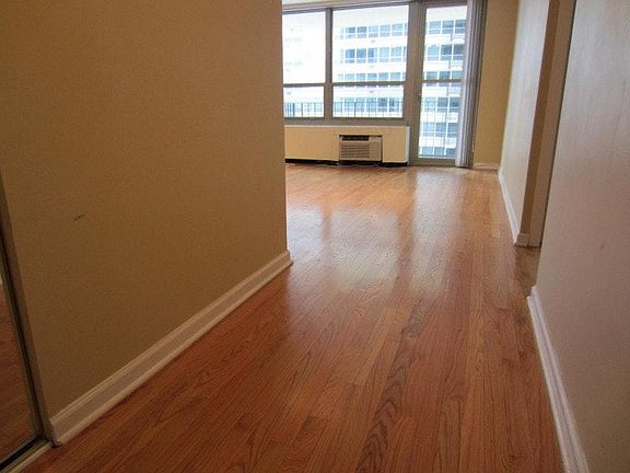 2nd image of 3550 N Lake Shore Dr Floor 5