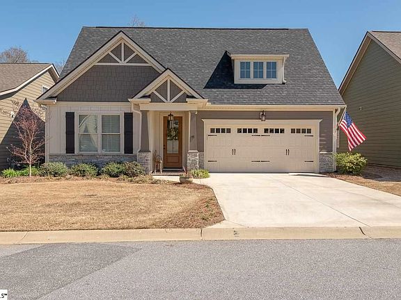 2nd image of 343 Belle Oaks Dr
