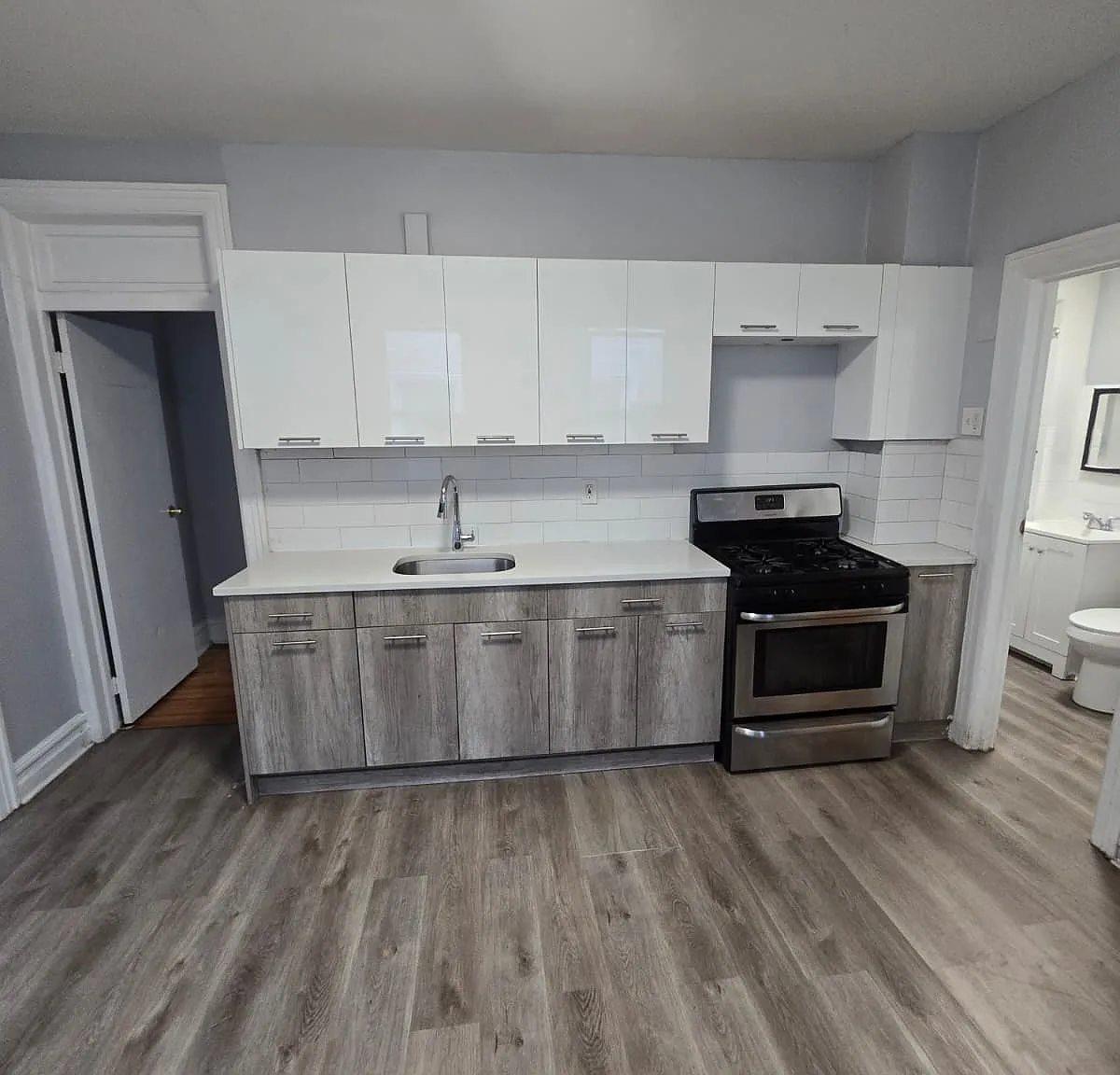 2 bed, $1,900 — Photo 1