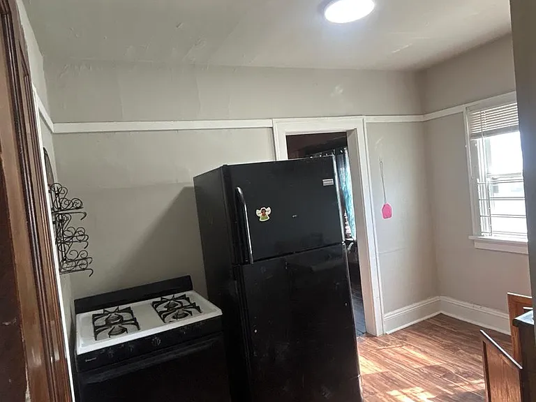 1216 Lakefront Ave #2 — Photo 1