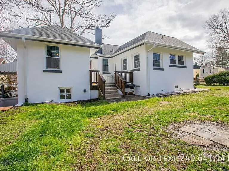 9614 51st Ave — Photo 35