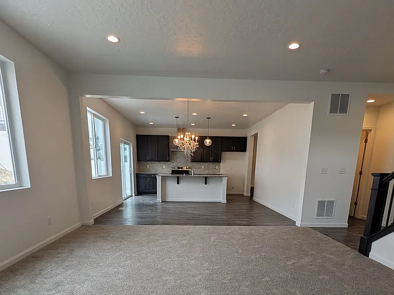2123 N Wallflower Dr — Photo 16