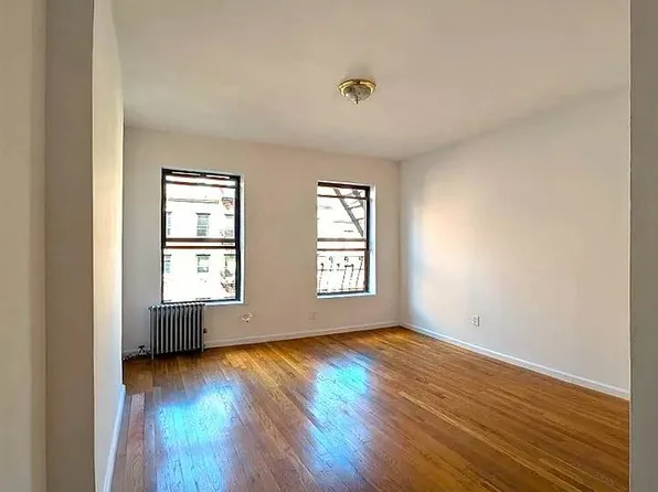 180 East 101st Street image 1 of 7