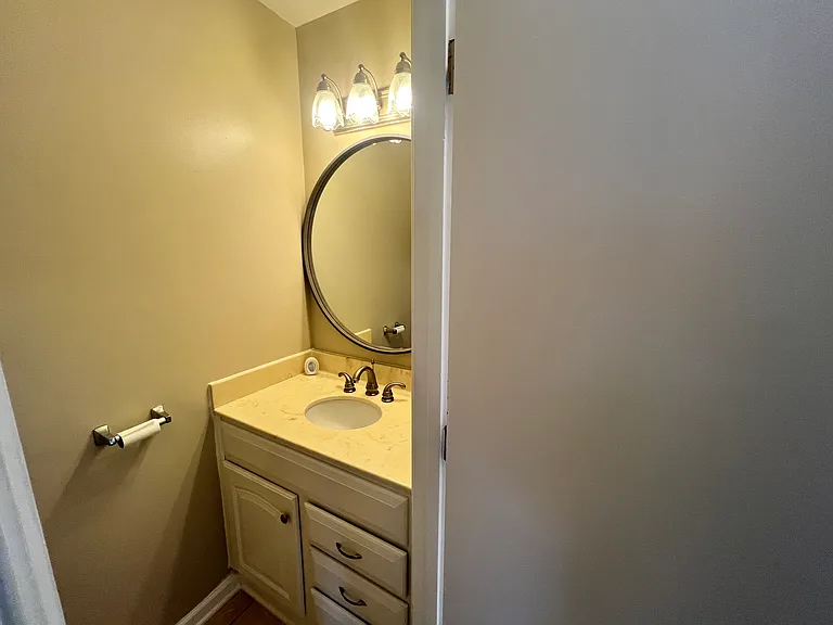 374 Trefoil Pl — Photo 7