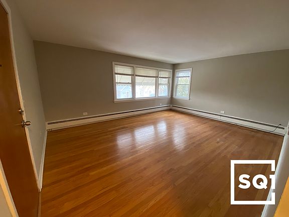 3rd image of 6104 W Gunnison St #1F