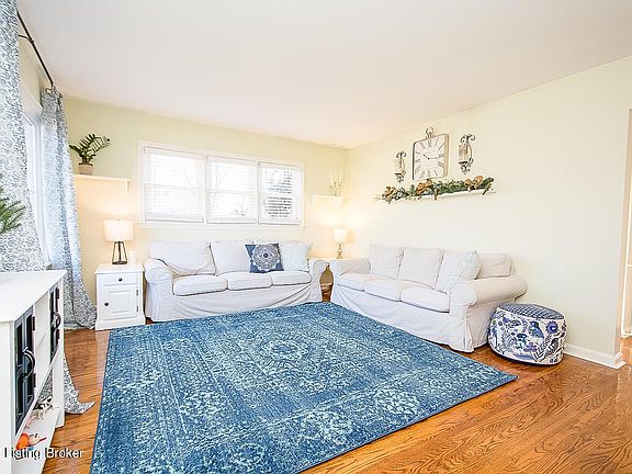 4th image of 4104 Berkshire Ave