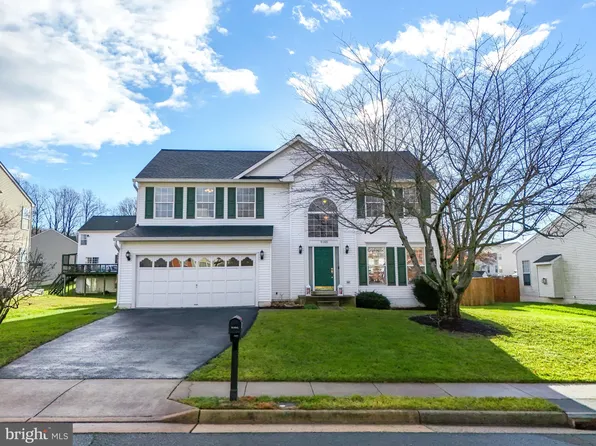 9185 Matthew Dr, Manassas Park, VA 20111