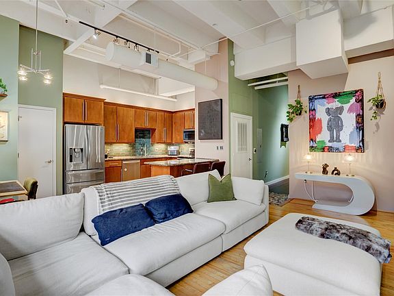 3rd image of 705 Main St Unit 419