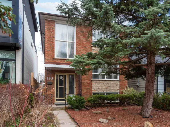 299 Wychwood Ave, Toronto, ON M6C 2T6