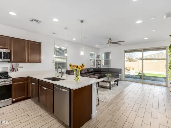 16828 W LAS PALMARITAS Drive, Waddell, AZ 85355