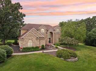 215 Augusta Way, North Prairie, WI 53153