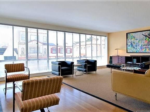 5th image of 2058 Jefferson St #2
