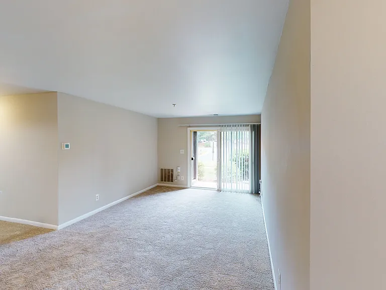 Canterbury Apartments — Photo 57