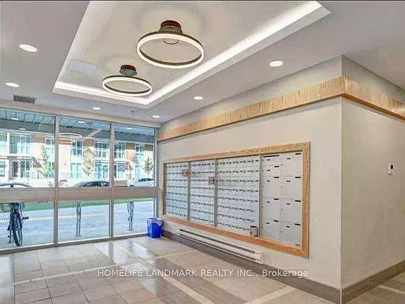 3rd image of 258 B Sunview St #293