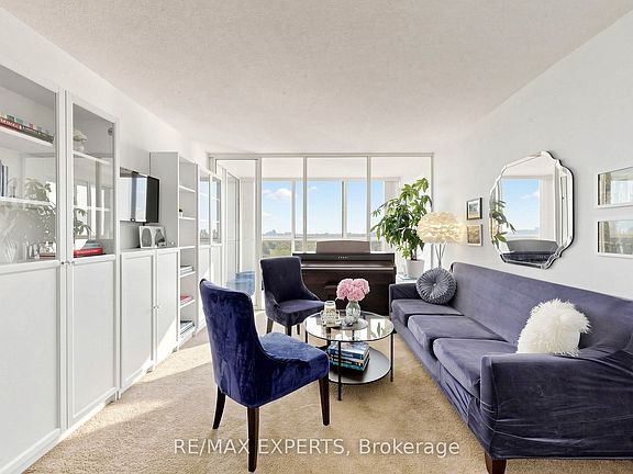 5th image of 1360 Rathburn Rd E #909