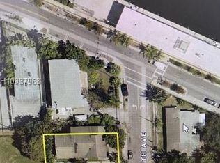 380 NW South River Dr, Miami, FL 33128