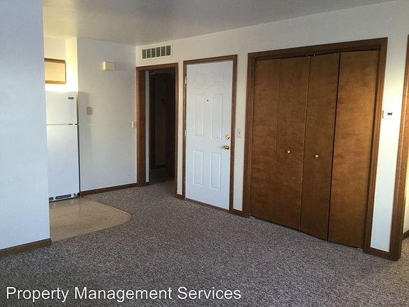 3rd image of 1824 Tiffany Ct APT D