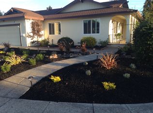 6066 Dolores Dr, Rohnert Park, CA 94928