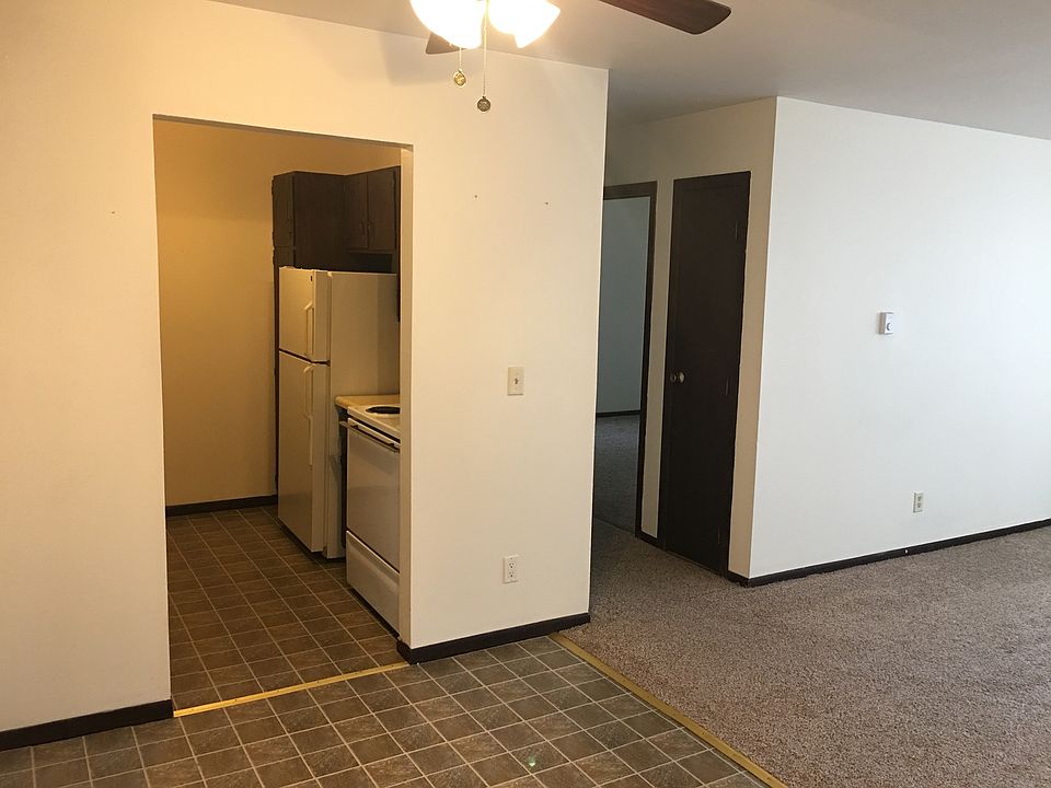 1st image of 841-843 Eastern Ave #5