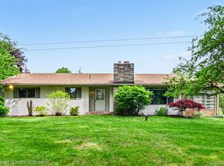 791 Kline Rd, Oakland, MI 48363