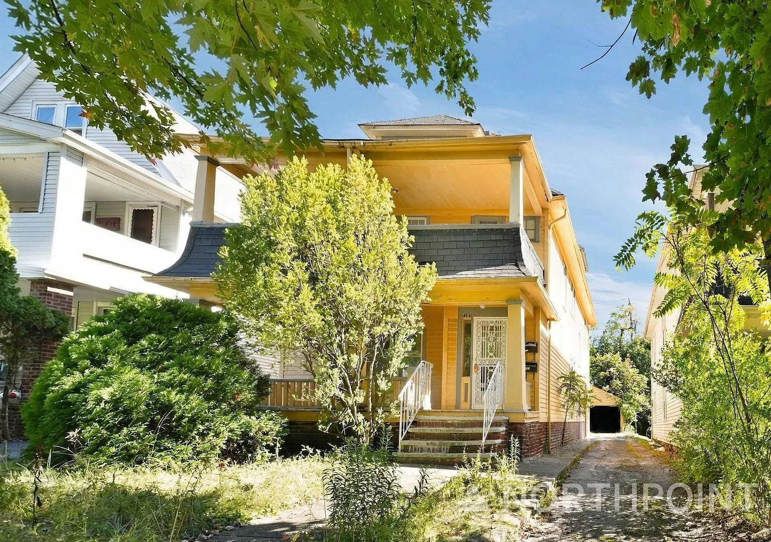 Beautiful Cleveland Heights 2 Bedroom 1 Bath Available Now! — Photo 1