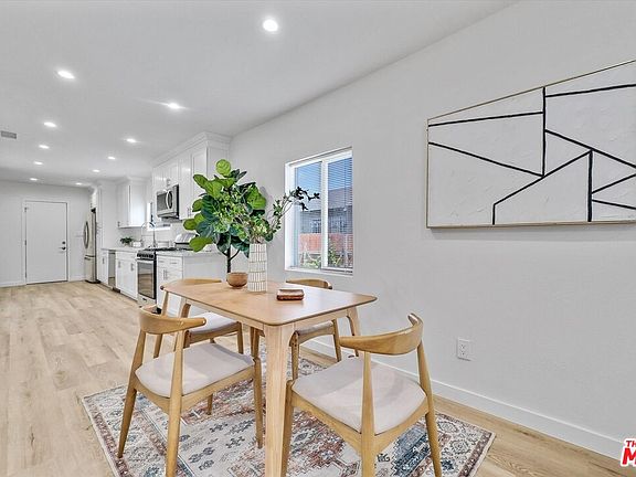 4th image of 1417 W 69th St