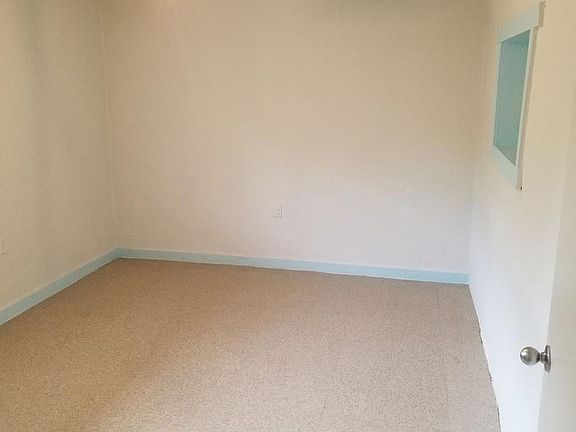 3rd image of 650 N Virginia St APT 1