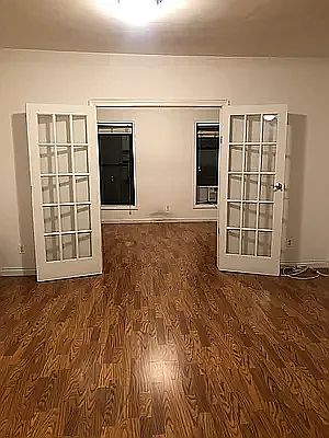 4th image of 110 Montague St APT 1