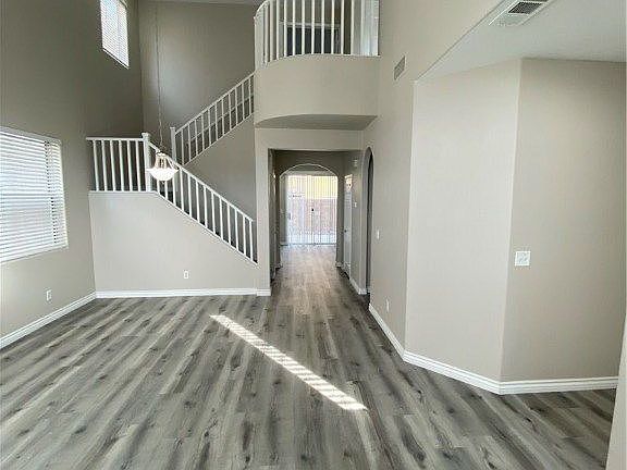 4th image of 5836 Ancona Dr