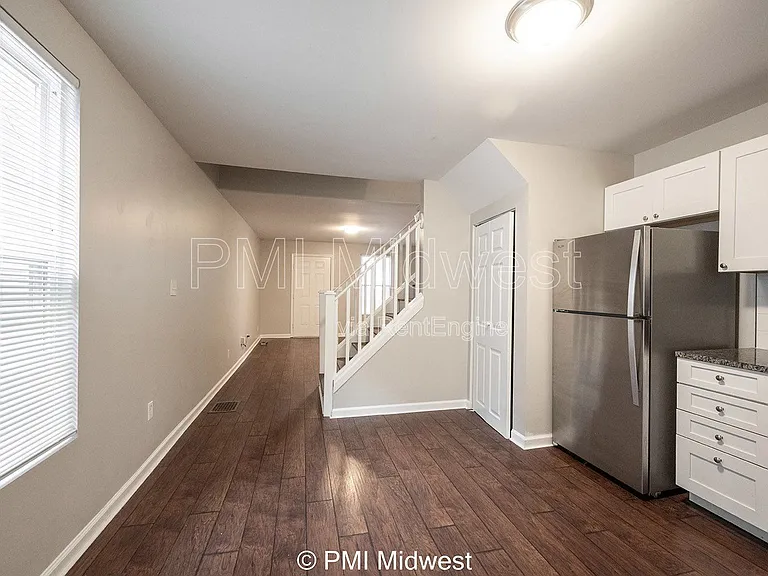 1439 S East St — Photo 10