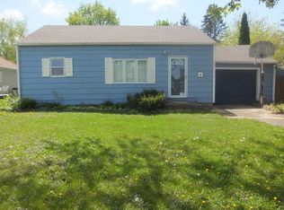1015 Grover St, Belvidere, IL 61008