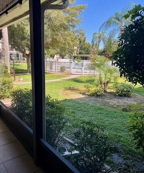 6301 Manatee Ave W — Photo 23