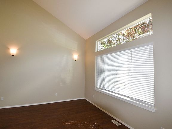 2nd image of 8617 126th Street Ct E