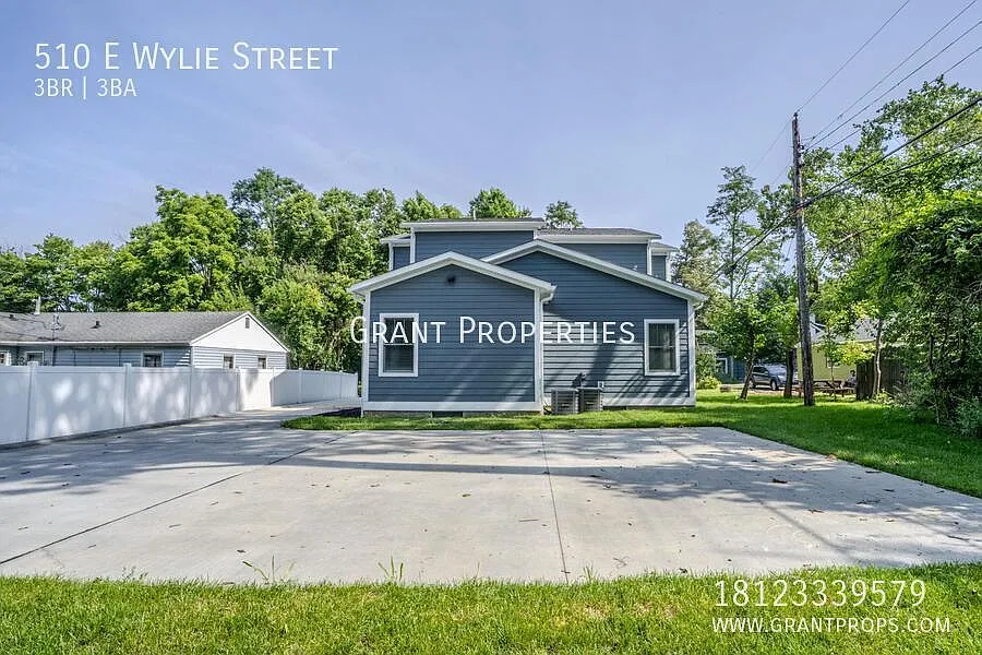 3 bed, 1354 sqft, $2,910 — Photo 4