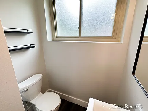 3138 Bishop St #7 — Photo 12