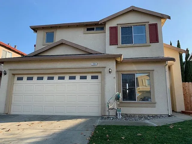 153 Suncliff Pl — Photo 2