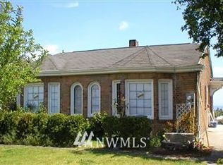 3020-3022 26th Ave W, Seattle, WA 98199