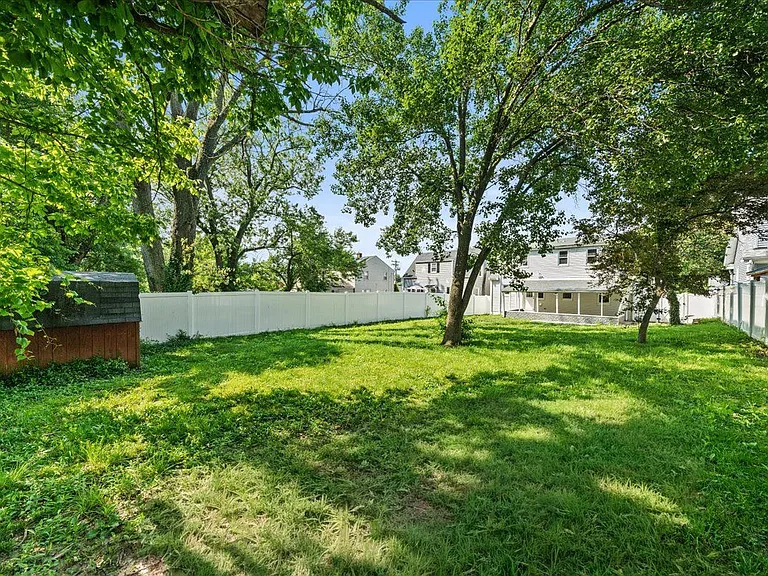 204 Stevenson Rd — Photo 25