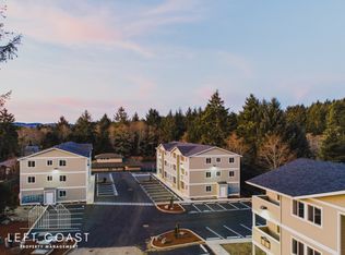 3021 NE West Devils Lake Rd, Lincoln City, OR 97367