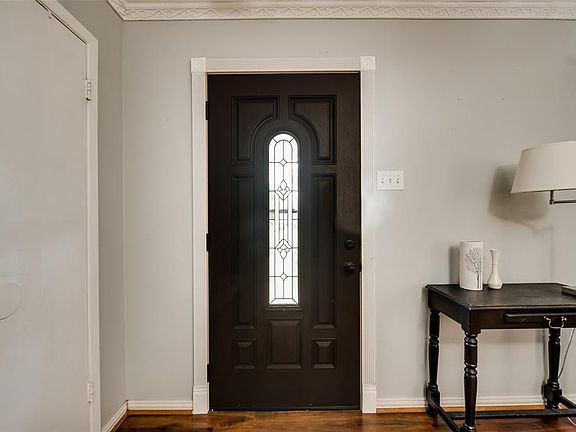 5th image of 3212 Parliament St