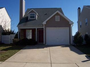 8136 Wesley Farm Dr, Raleigh, NC 27616