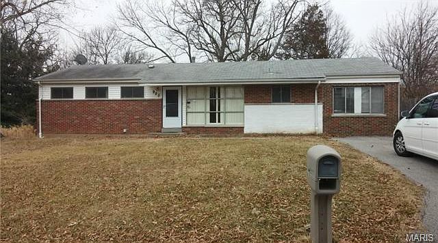 1st image of 925 Floradale Dr