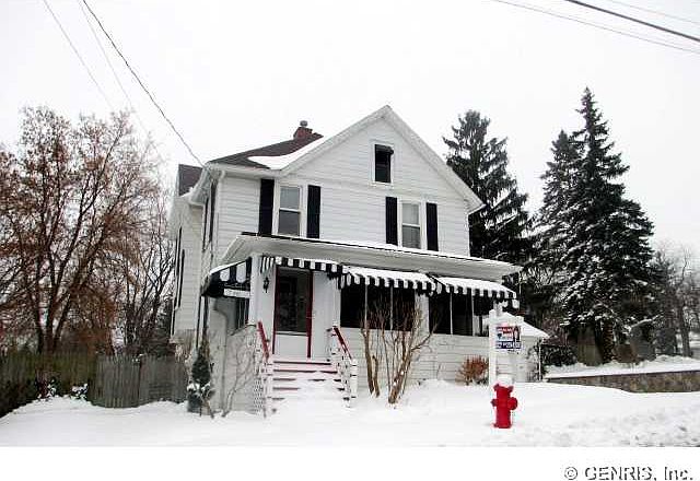 1st image of 241 Chapin St
